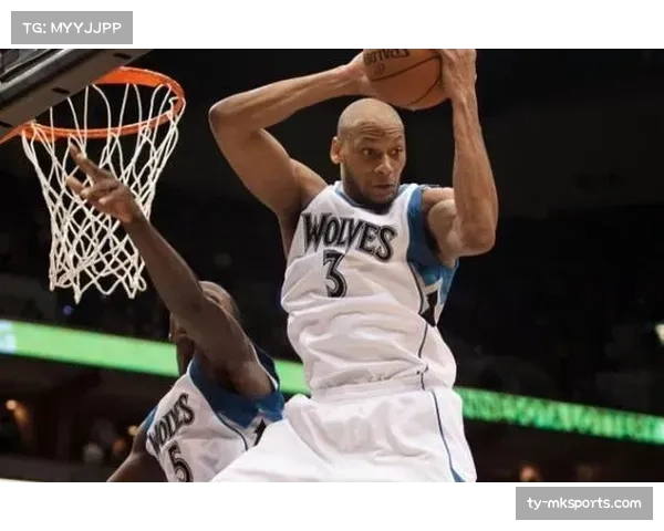 前总冠军中锋博古特加入某队担任兼职顾问,专注指导内线防守选位与沟通战术